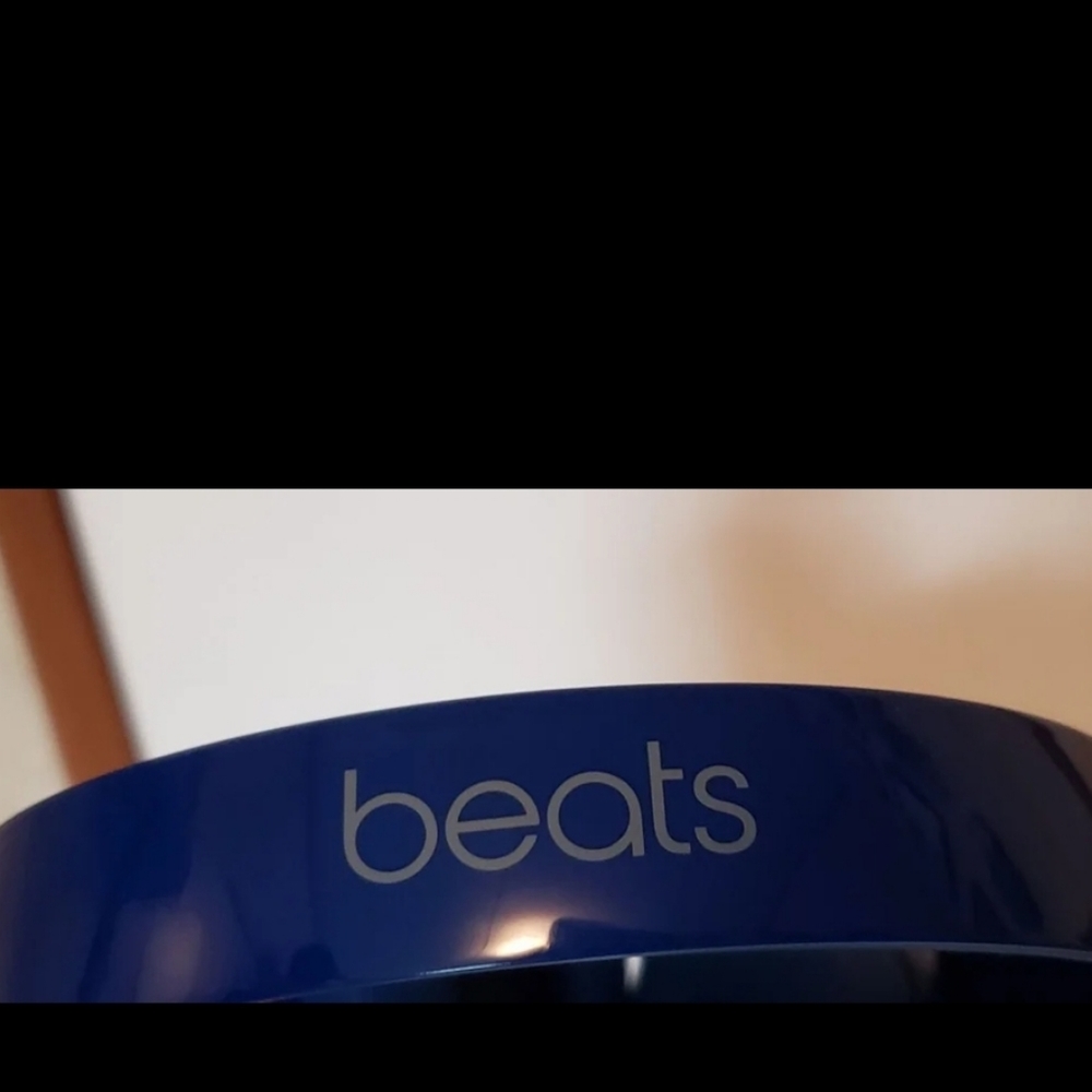 Beats by Dre - Picture 4 of 4